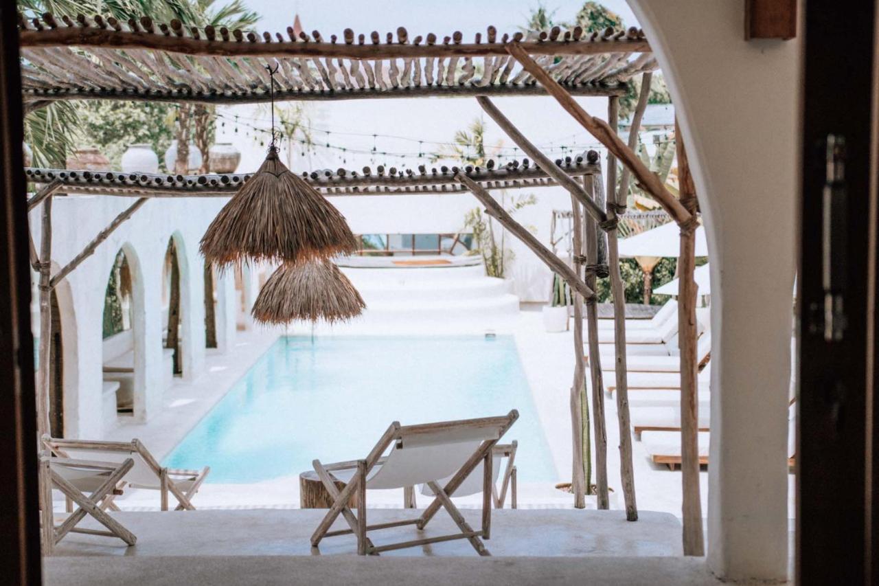 Hotel Sages Canggu Esterno foto